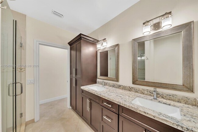 Building Photo - 4920 SW 170th Ave