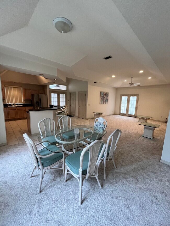 Building Photo - 6773 Veronica Ct