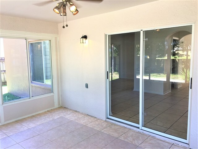 Building Photo - 12639 Longcrest Dr