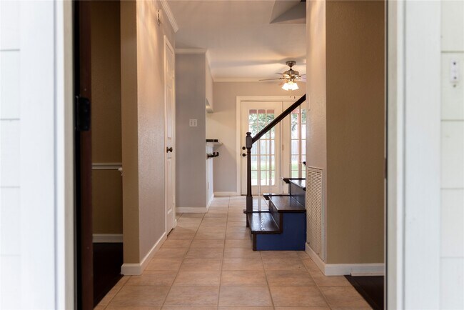 Building Photo - 22843 Powell House Ln