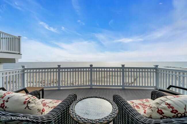 Building Photo - 55 Beach Front