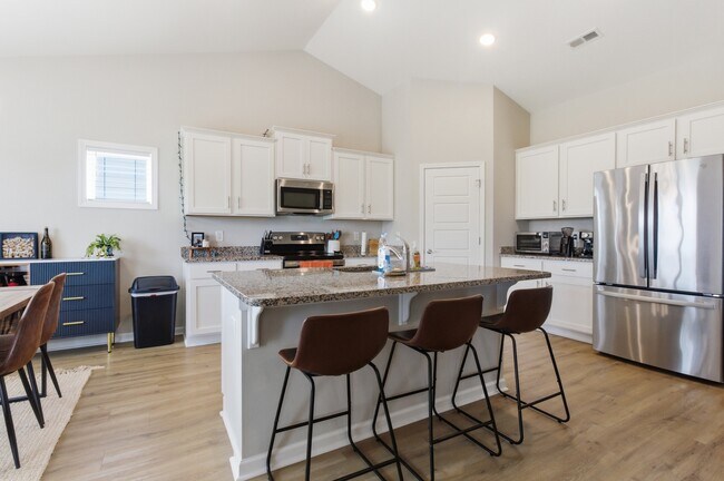 Building Photo - 200 Grist Mill Dr