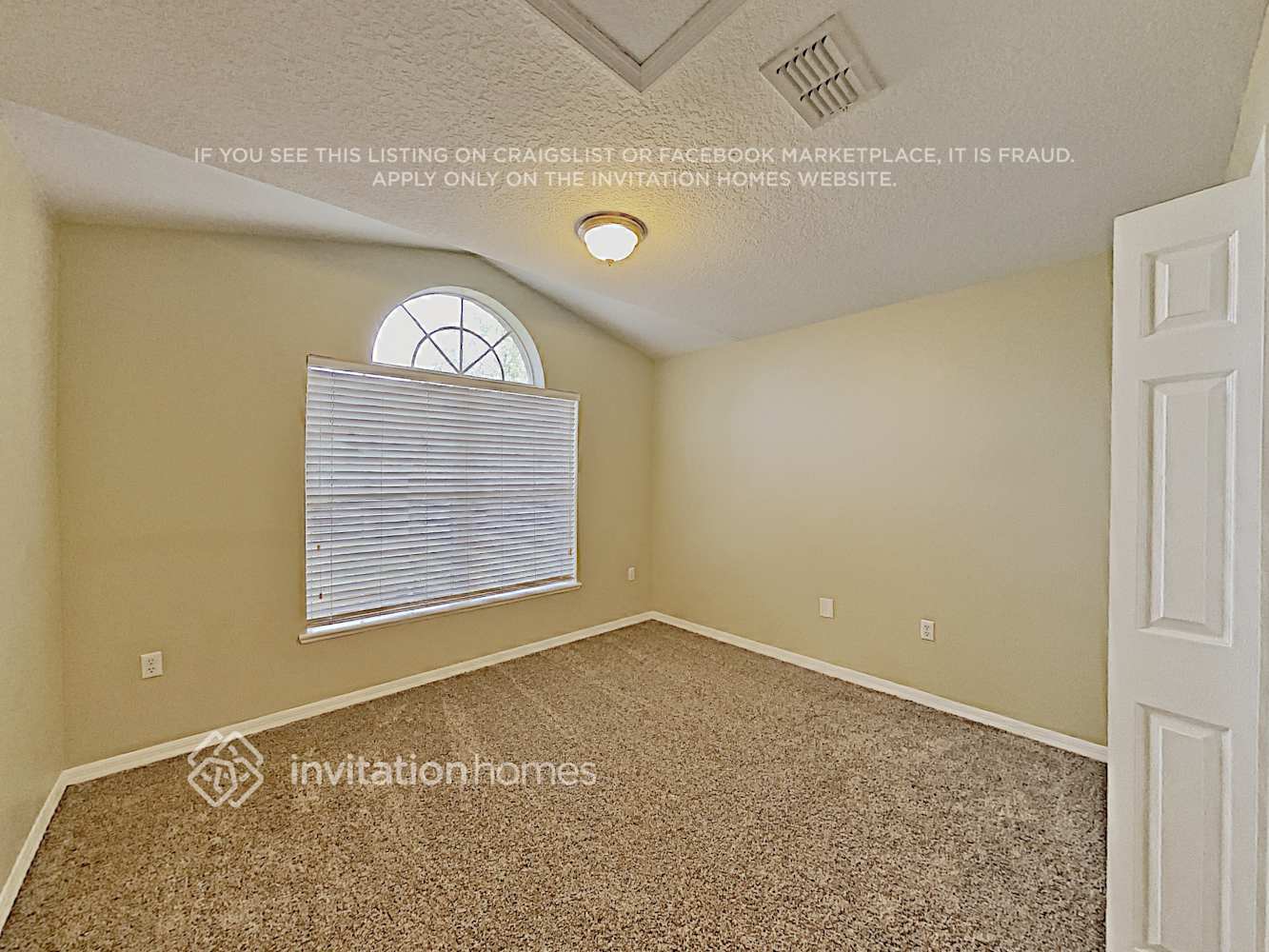 Building Photo - 5161 Silver Thistle Ln