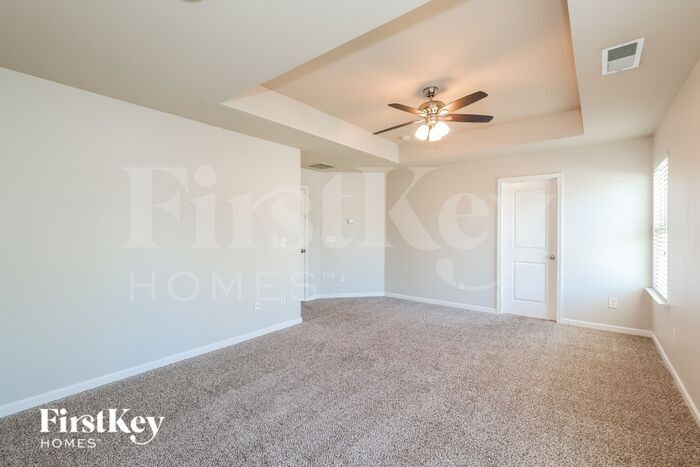 Building Photo - 166 Magnaview Dr