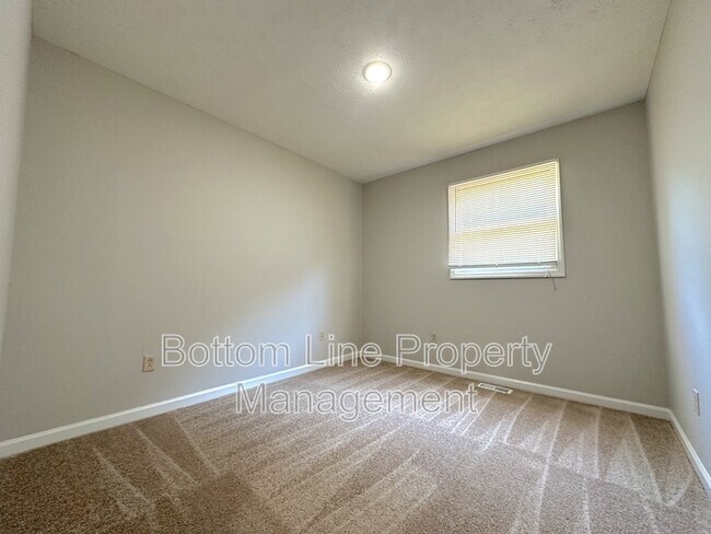 Building Photo - 3634 Durham Ln
