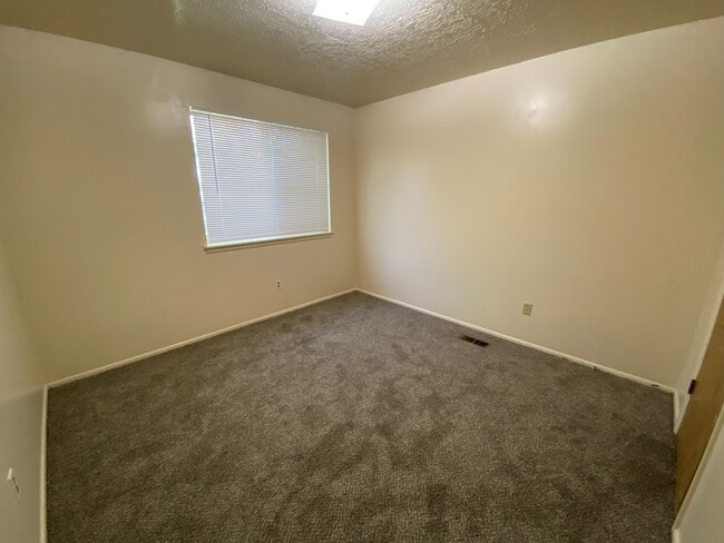 Building Photo - 3533 S Croft Cv