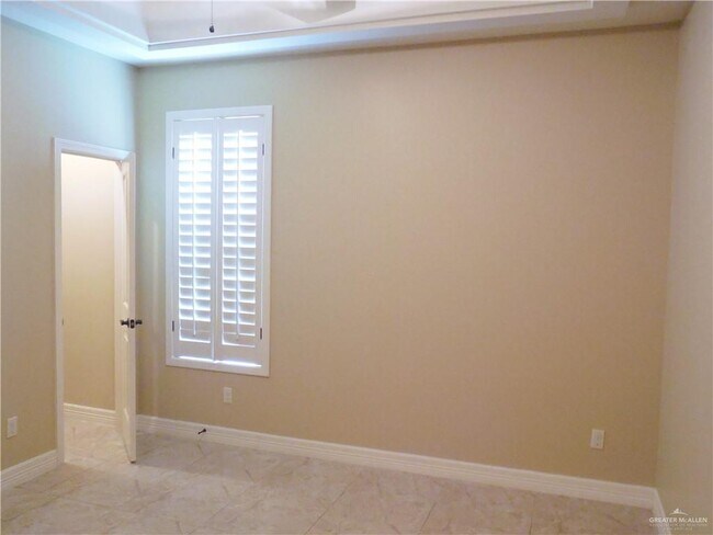 Building Photo - 35 N 23rd St