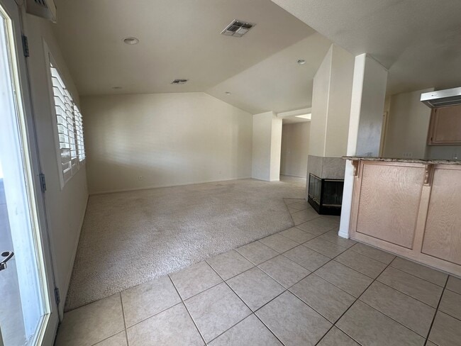 Building Photo - Welcome to this 5 Bedroom 3 Bath Home!