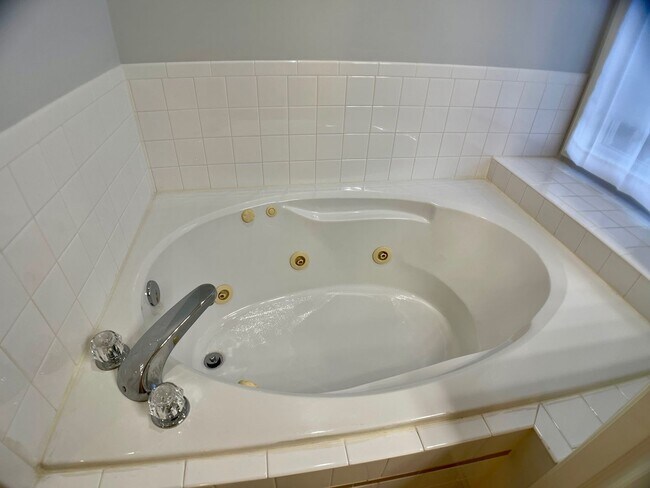 Building Photo - Cypress Point Condo for Rent