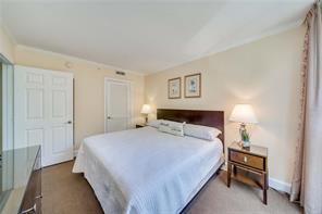 Building Photo - 2951 S Bayshore Dr