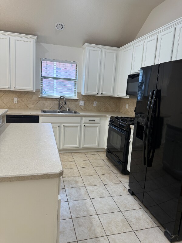 Building Photo - 337 Kirby Dr