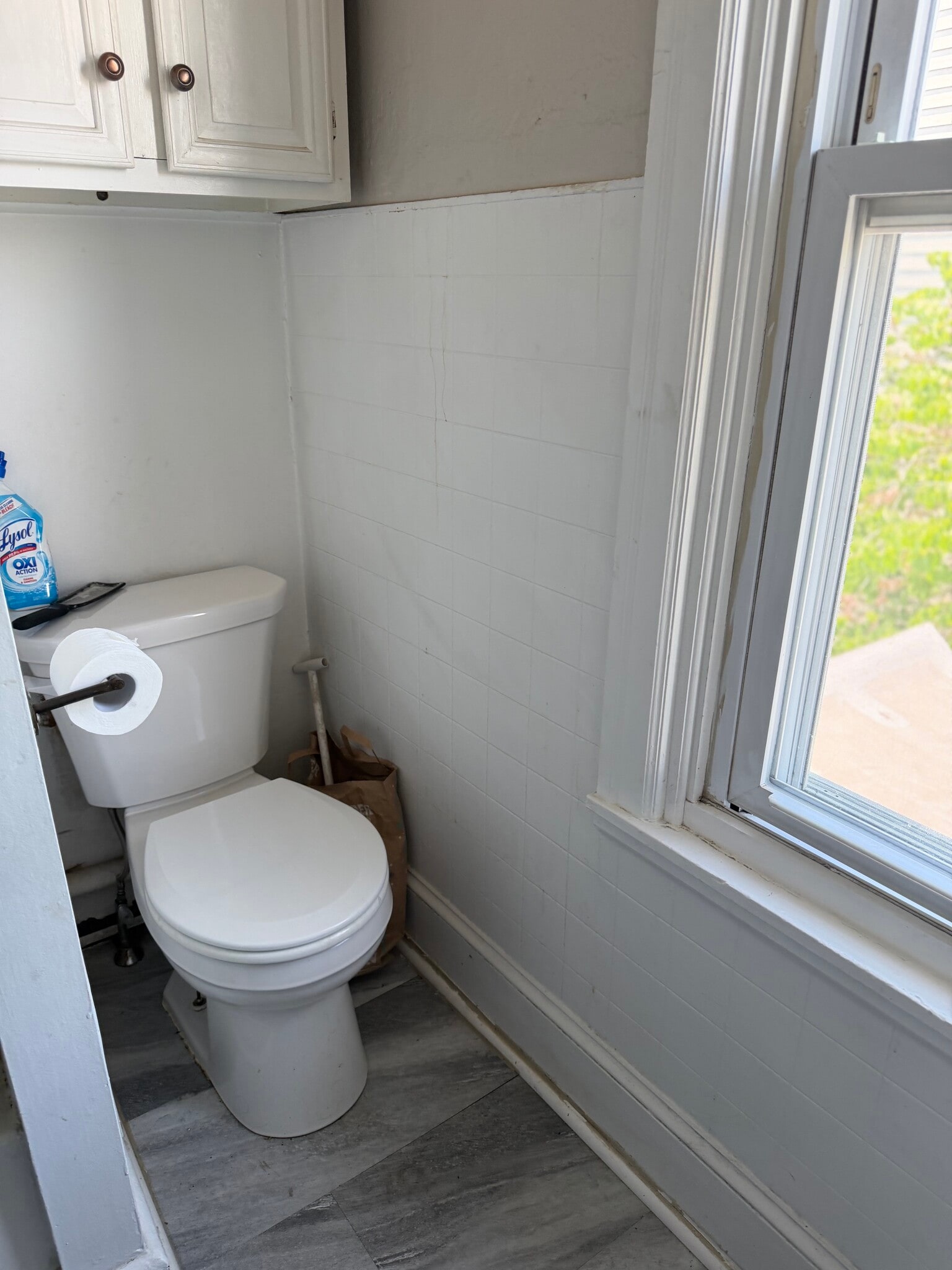 bathroom - 764 S 6th St