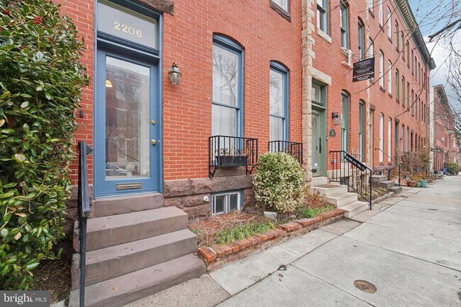 Building Photo - 2206 E Baltimore St