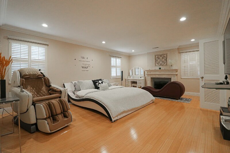 Building Photo - 11122 Blue Allium Ave