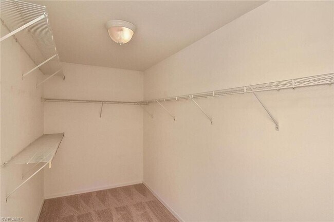 Building Photo - 1815 NW 24th Ave