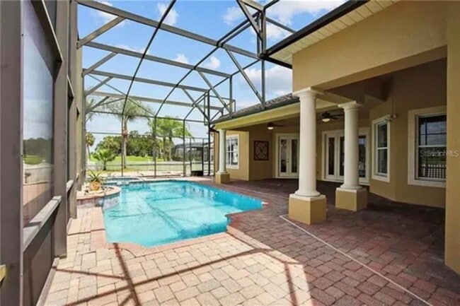 Building Photo - 2120 Bunker View Ct