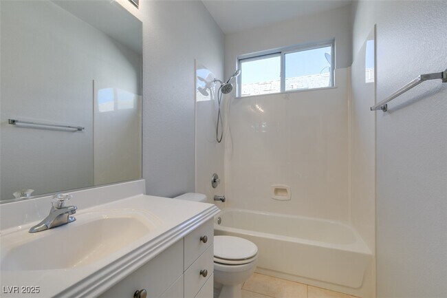 Building Photo - 7000 Point Cabrillo Ct