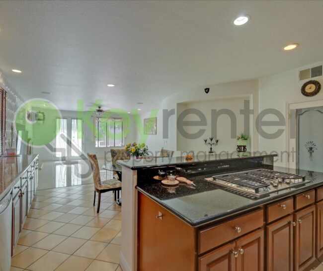 Building Photo - 208 Otter Glen Ct