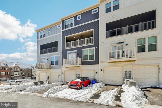 Building Photo - 2528 VERONA Pl