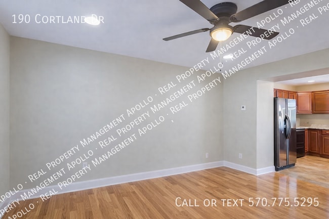 Building Photo - 190 Cortland Dr