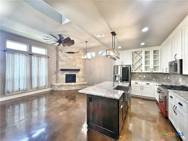 Building Photo - 1704 Gruene Vineyard Crossing