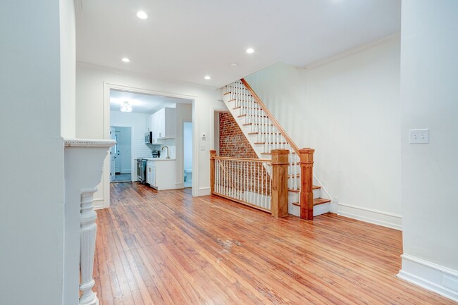 Building Photo - 2616 N 18th St