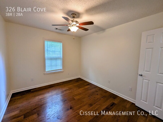 Building Photo - 326 Blair Cove