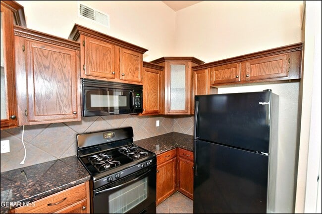 Building Photo - 12976 Enrique Gomez Dr