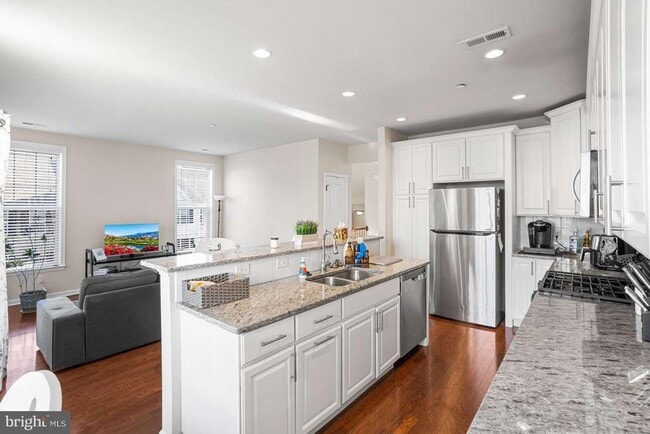 Building Photo - 101B Jay Alley