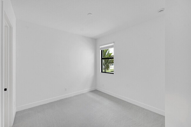 Building Photo - 9520 St Germain Dr
