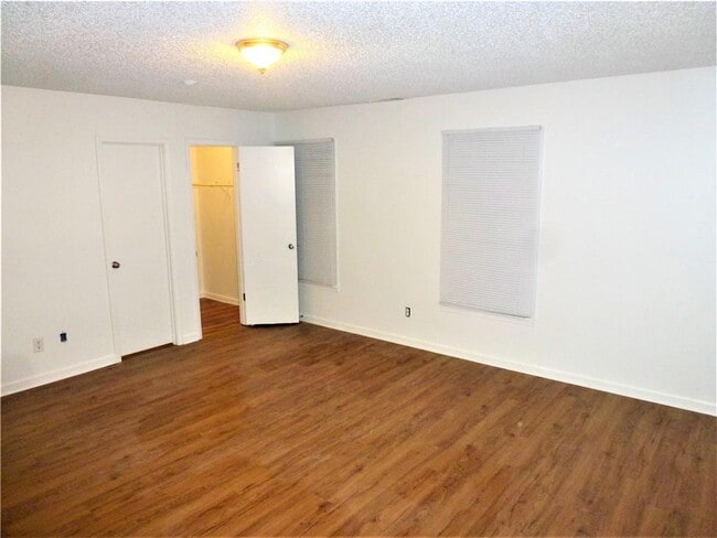 Building Photo - 382 Cross Creek Pl