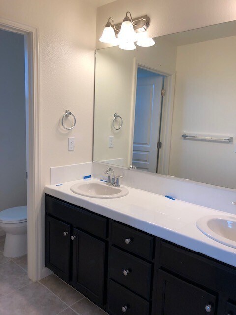 Building Photo - 4362 Strathmore Pl