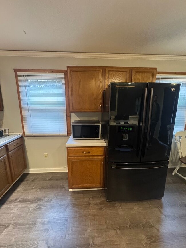 Building Photo - 2 bed 1 bath house