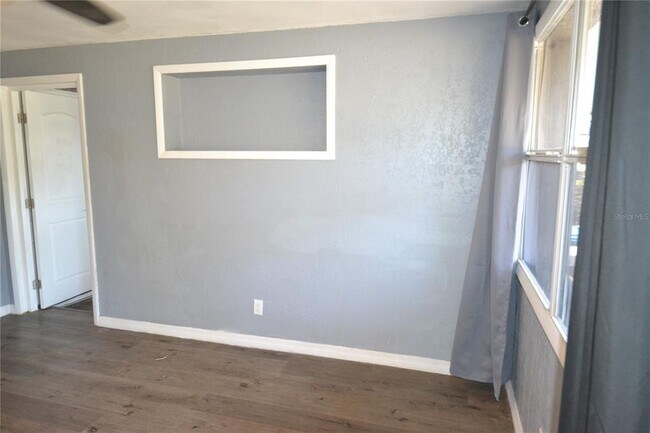 Building Photo - 11465 92nd St N