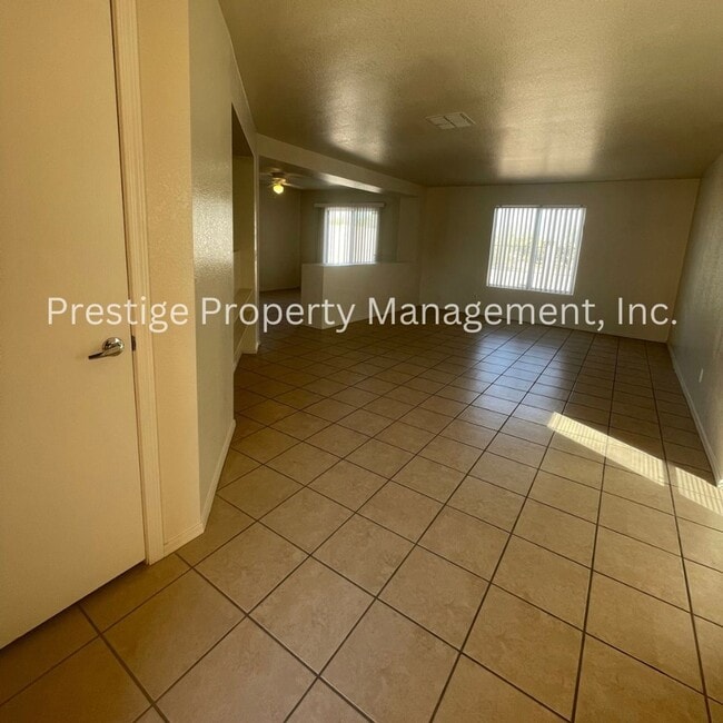 Building Photo - Want to call this 3 bedroom 2.5 bath Home ...