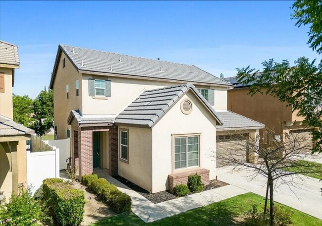 Building Photo - Adorable Home For Rent