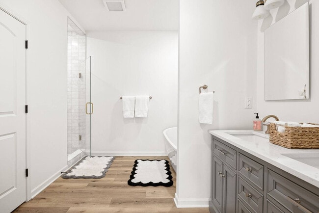 Building Photo - 35 Keystone Ave