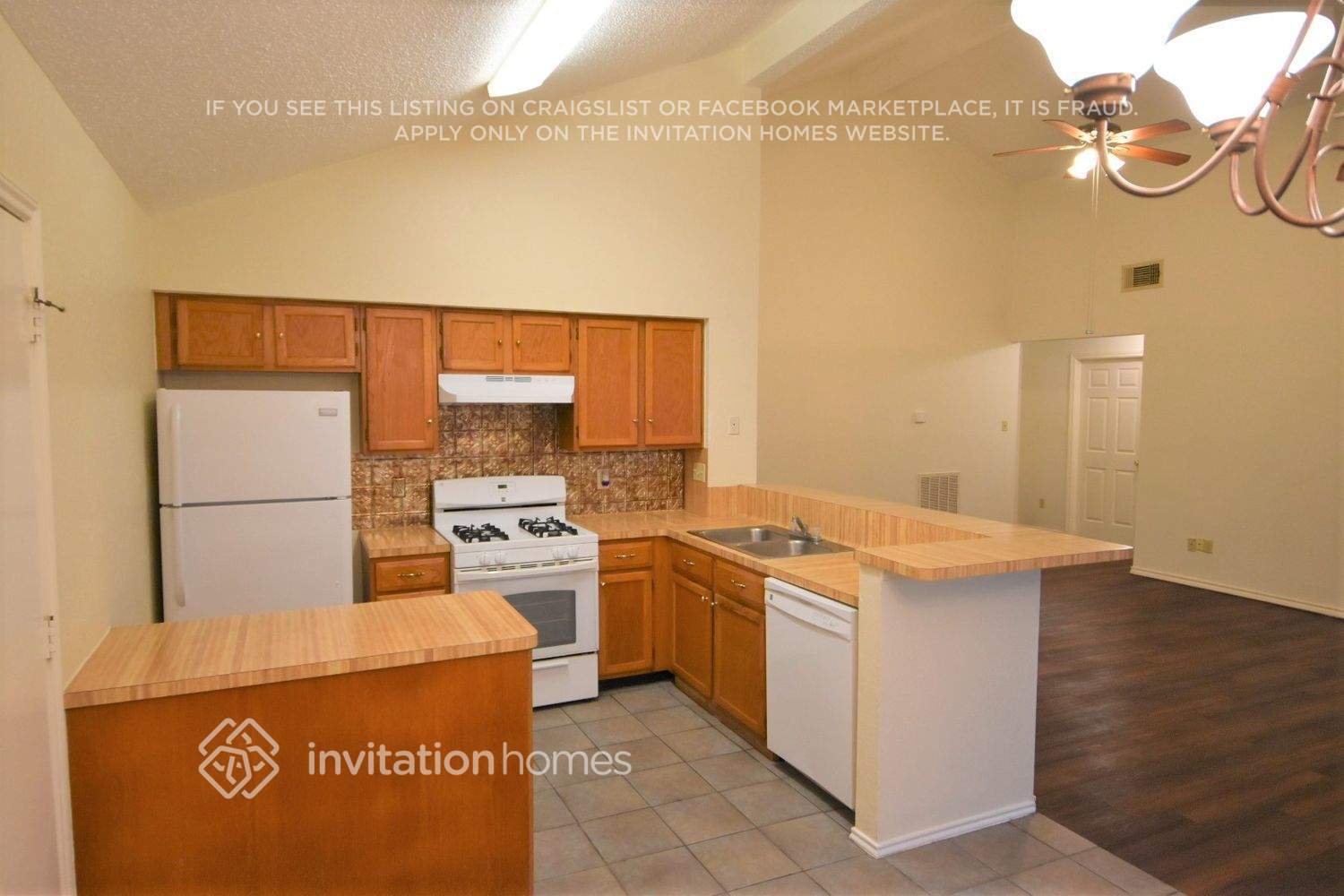 Building Photo - 2131 Goldspring Ln