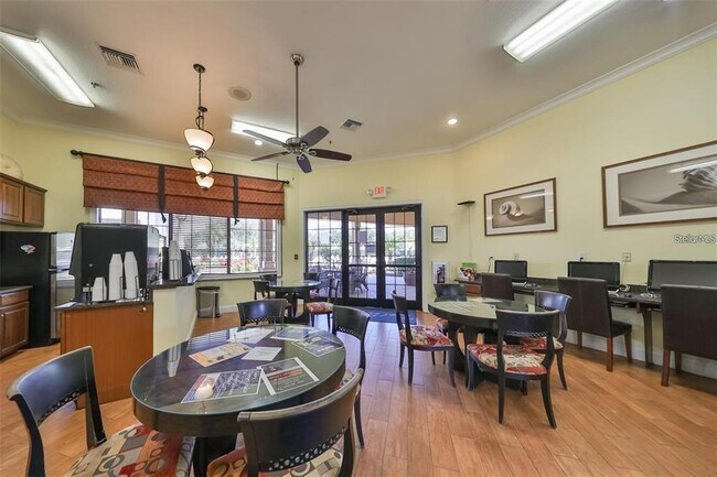 Building Photo - 5532 Sunset Falls Dr