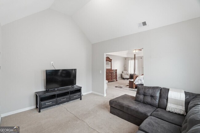 Building Photo - 3951 Oak Field Dr