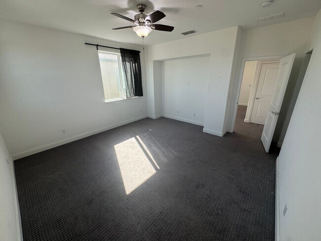 Building Photo - 3212 Cowell Blvd