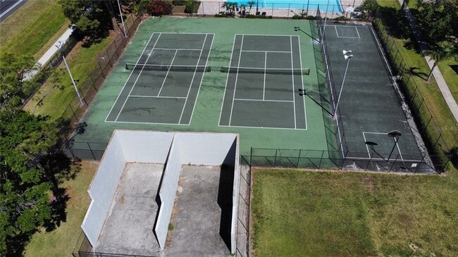 Building Photo - 4122 White Pine Ave