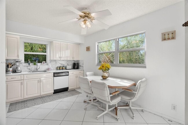 Building Photo - 1801 Eleuthera Point