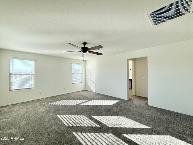 Building Photo - 16525 W Jenan Dr