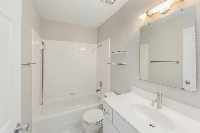 Building Photo - 8129 Hawick Dr