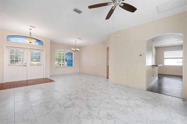 Building Photo - 2280 De Vore St