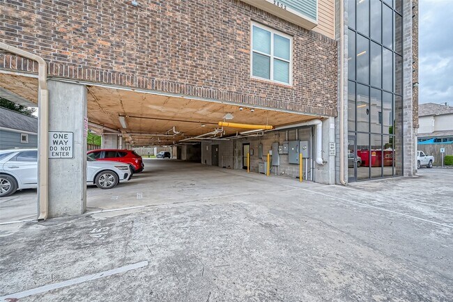 Building Photo - 2802 Morrison St