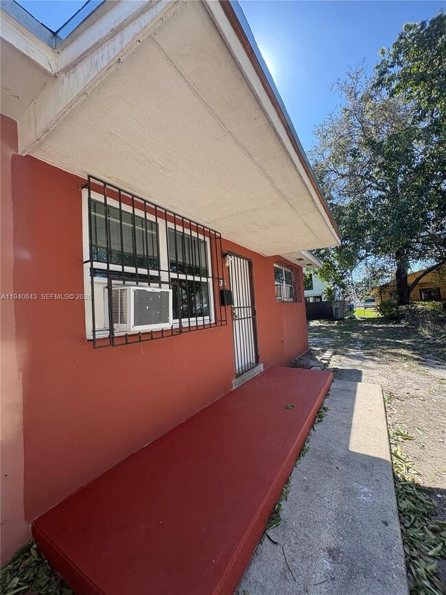 Building Photo - 920 NW 55th Terrace