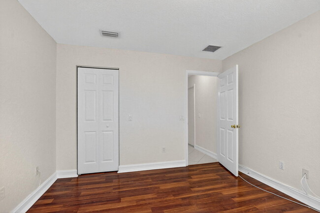 Building Photo - 8951 Morgan Landing Way