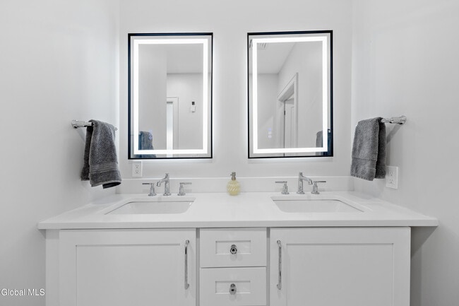 Building Photo - 78 Church St